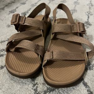 NWOT Chaco Lowdown Sandal. Never worn
